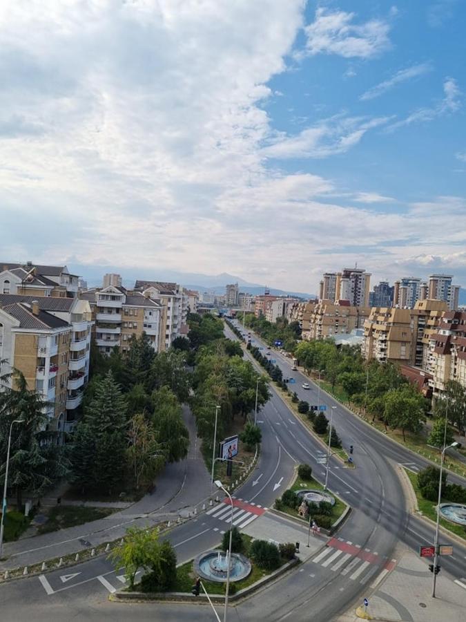 Porta Bus Station Apartment Скопье Экстерьер фото